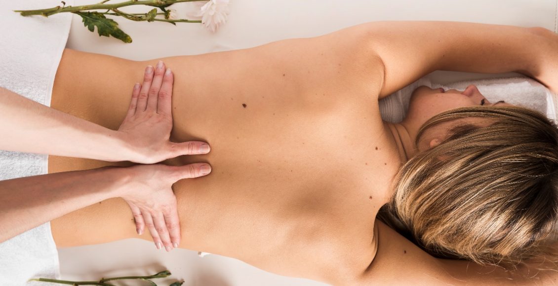 benefícios da massagem modeladora